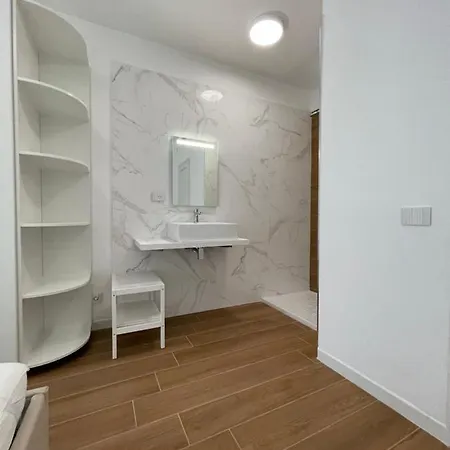 דירה Esperia 1 Piscina E Parcheggio *