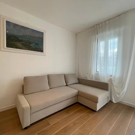 Appartement Esperia 1 Piscina E Parcheggio *